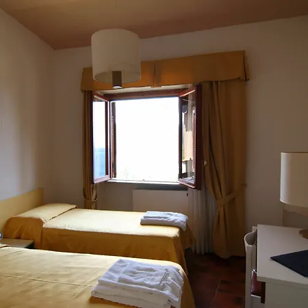 Kings 4* Centola